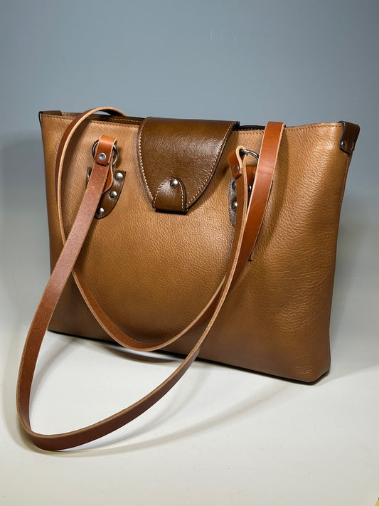 CARAMEL SMALL COMPUTER TOTE II278B