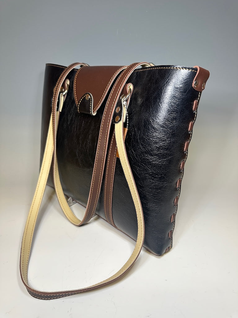 TOTE LEATHER SHOULDER BAG BLACK WITH BURGUNDY TRIM II285