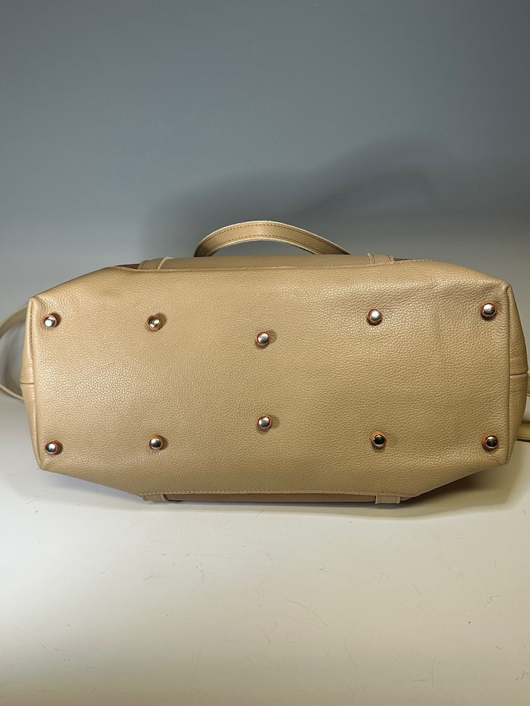LEATHER TRAVEL BAG TAN WITH BEIGE TRIM II292