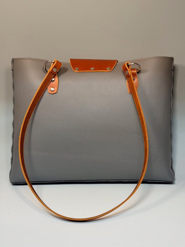 LIGHT GREY COMPUTER TOTE II294