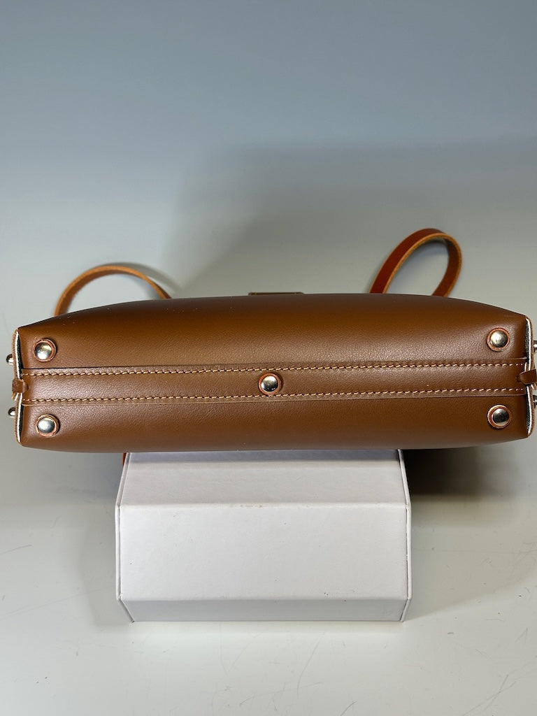 MILK CHOCOLATE LEATHER OPEN TOTE II308.1