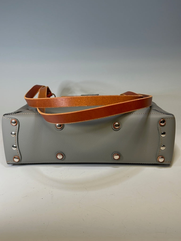 GREY LEATHER INTERLOCK TOTE II315