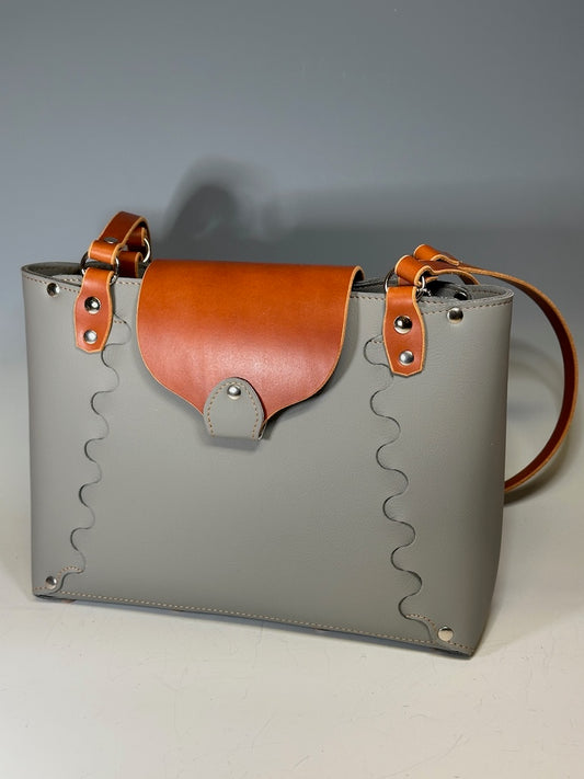 GREY LEATHER INTERLOCK TOTE II315