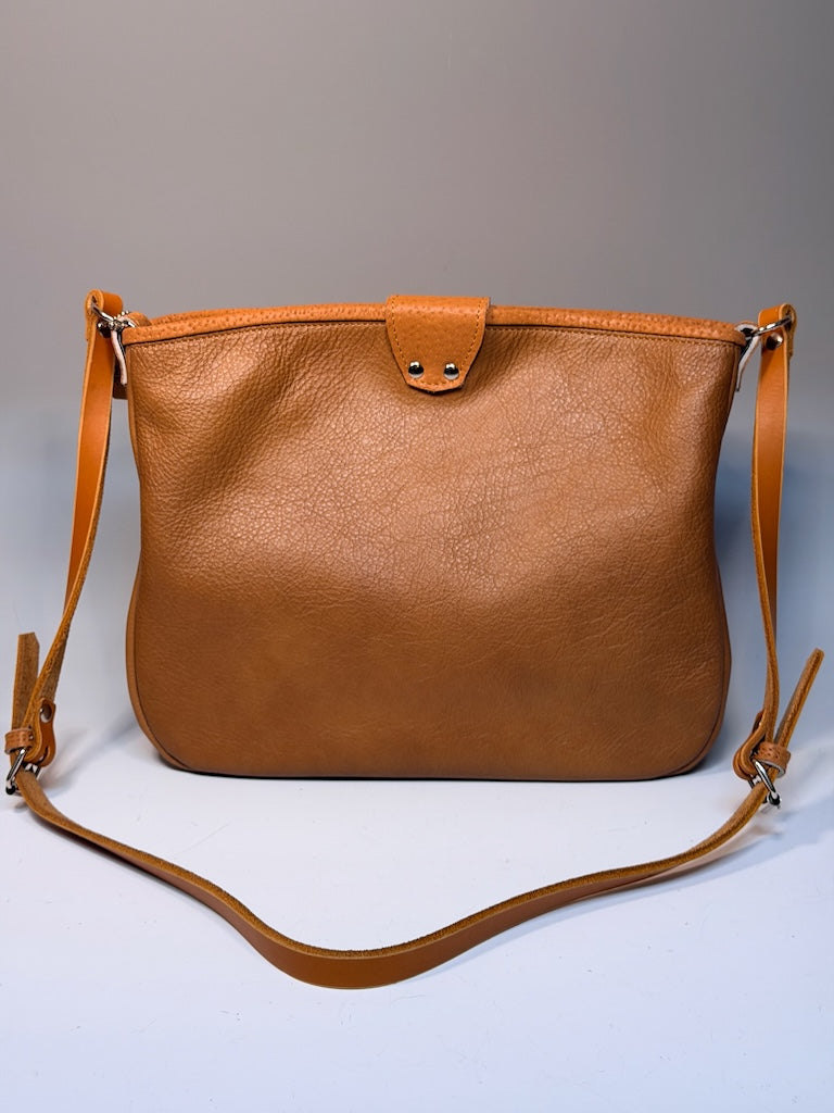 CARMEL LEATHER HOBO BAG II321