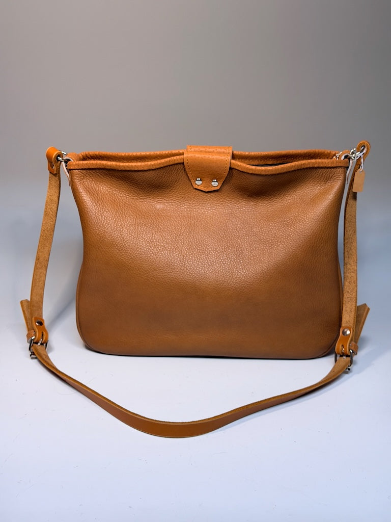 CARMEL LEATHER HOBO BAG II321