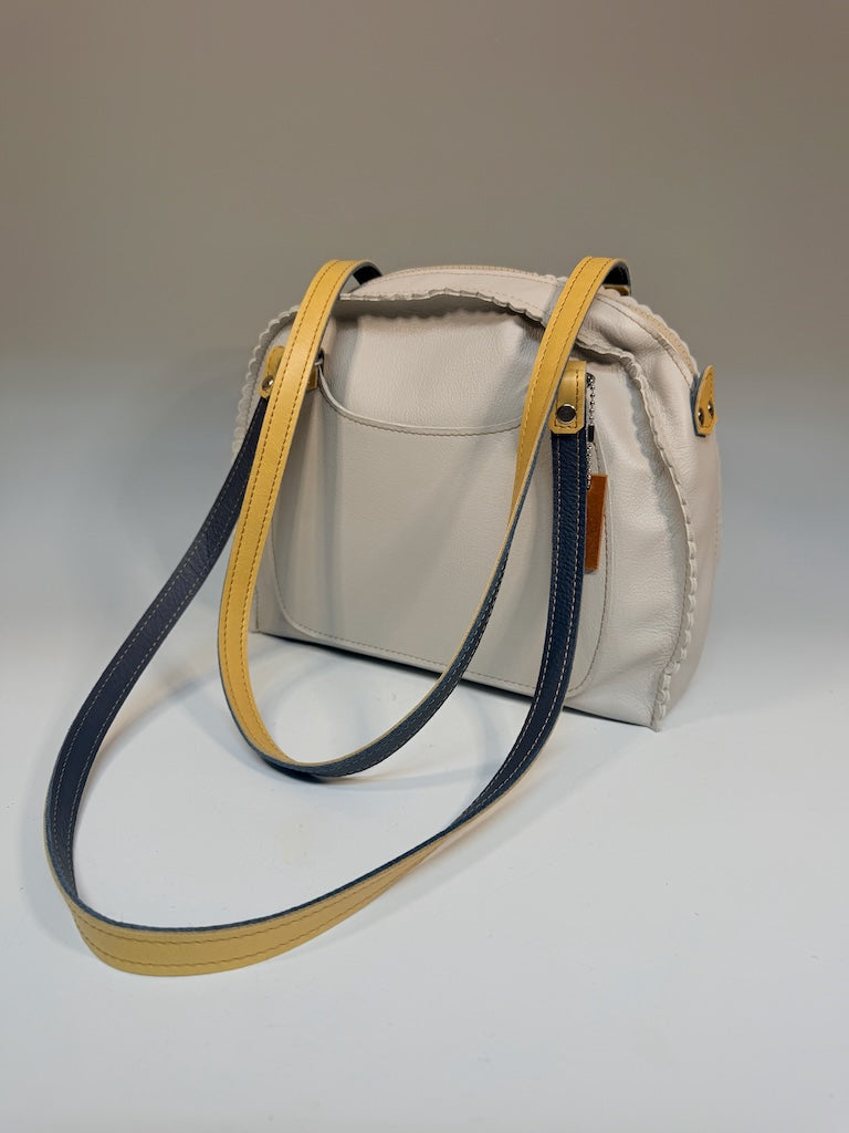 IVORY LEATHER SCALLOP "BOWLING BAG" WITH 2 SIDE POCKETS II330