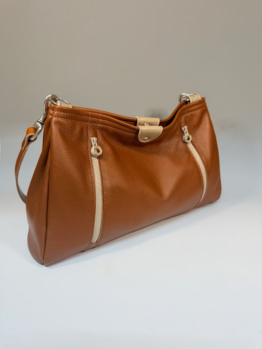 RUST LEATHER SPLIT ZIP SHOULDER BAG WITH 2 FRONT POCKETS  II333