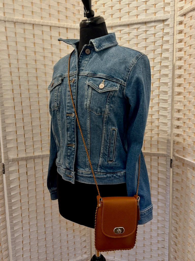 CARMEL LEATHER PHONE BAG WITH FLAP TOP - II353