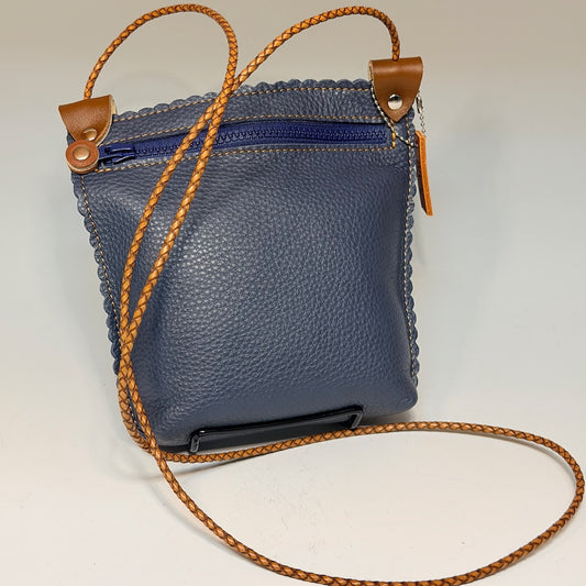 BLUE LEATHER CELL PHONE POUCH WITH ZIP TOP - II358B2
