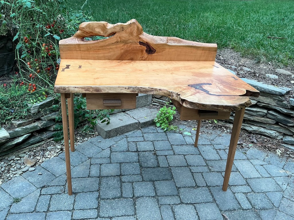 CHERRY DESK WITH 2 DRAWERS