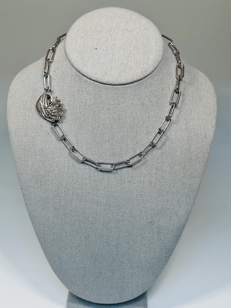 SILVER PAPER CLIP CHAIN NECKLACE WITH PEACOCK TOGGLE LCN2020