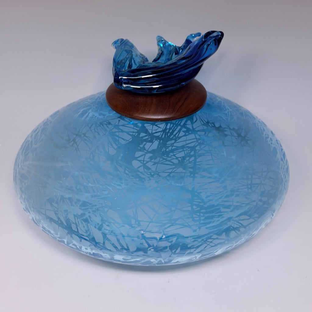"BIRDS IN FLIGHT" BLUE BLOWN GLASS LIDDED VESSEL