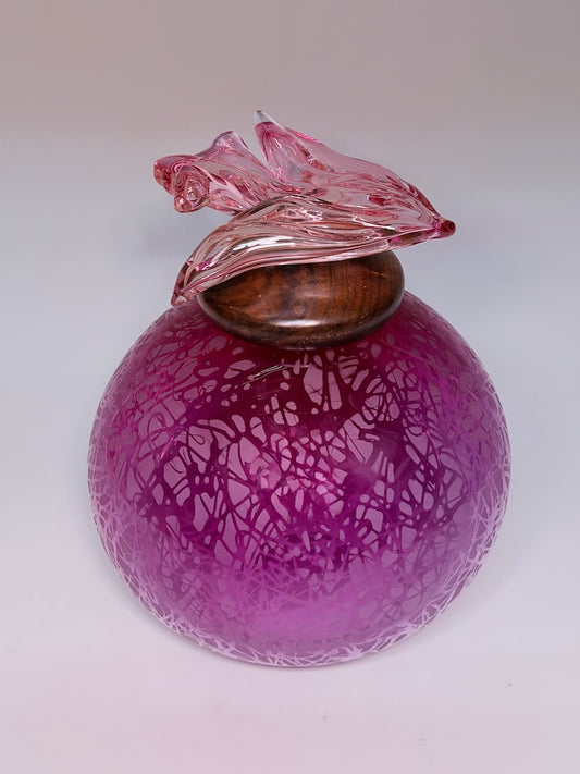 "BIRDS IN FLIGHT" FUSCHIA ROUND BLOWN GLASS LIDDED VESSEL