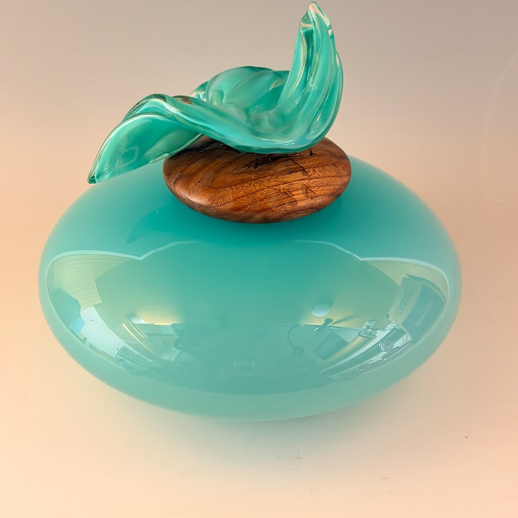"BIRDS IN FLIGHT" TURQUOISE BLOWN GLASS LIDDED VESSEL