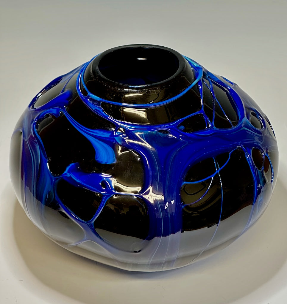 BLACK GALAXY GLASS VESSEL 1