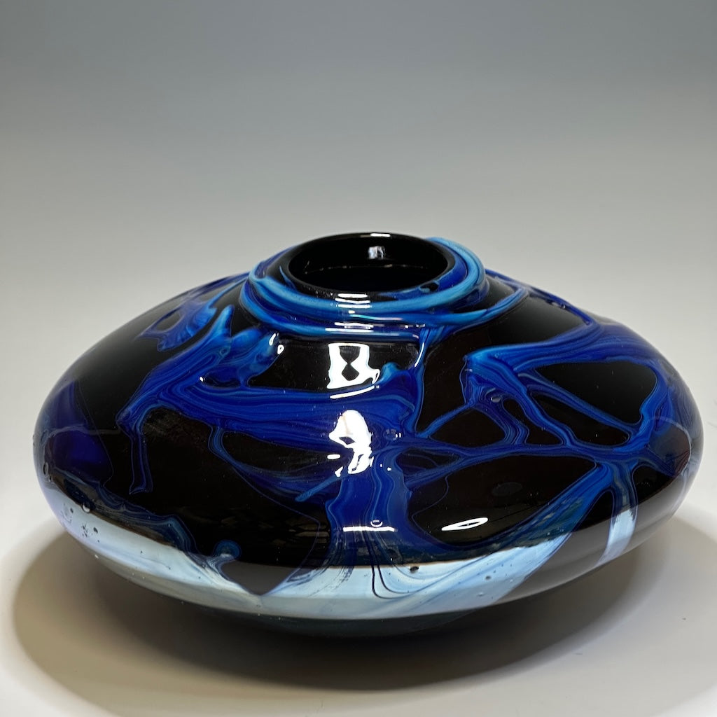 BLACK GALAXY GLASS VESSEL 2