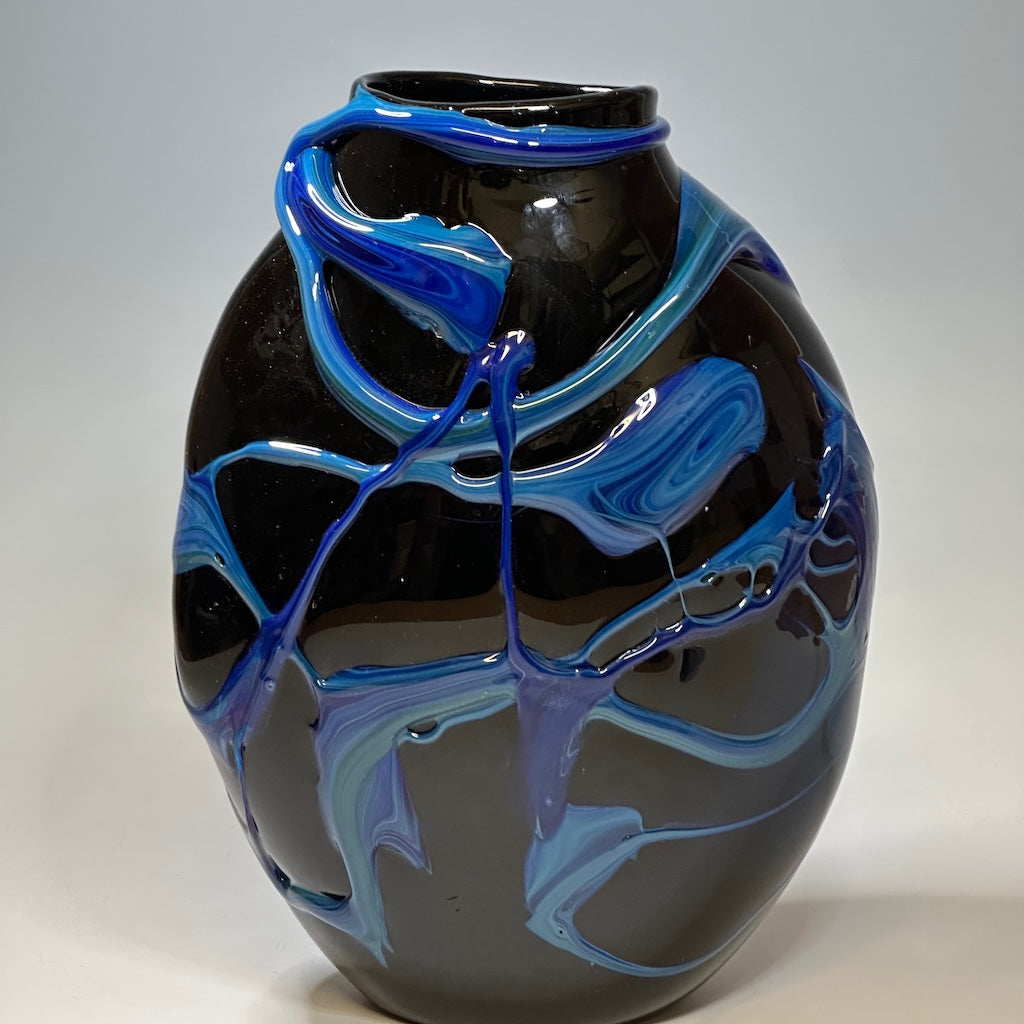 BLACK GALAXY GLASS VESSEL 4