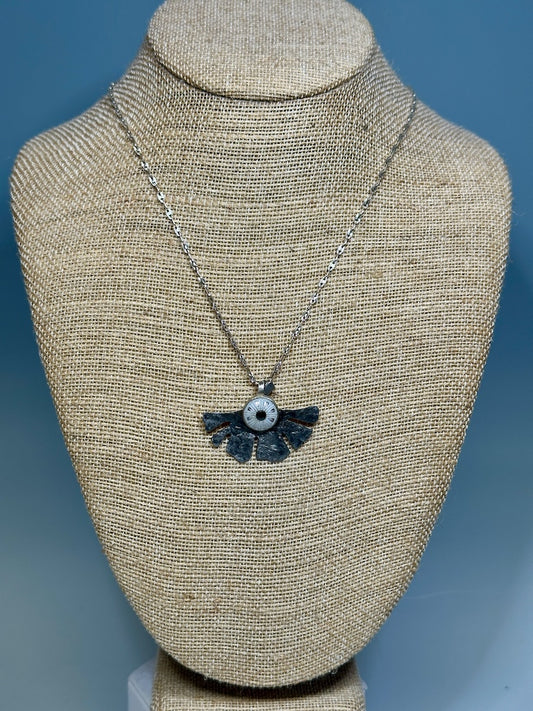 RESILIENCE CHOKER NECKLACE WITH COPPER GINGKO LEAF AND VINTAGE BUTTON CABACHON JH45