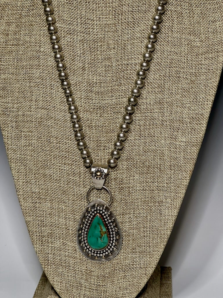 KINGMAN TURQUOISE NECKLACE WITH STERLING SILVER PEARLS JK187