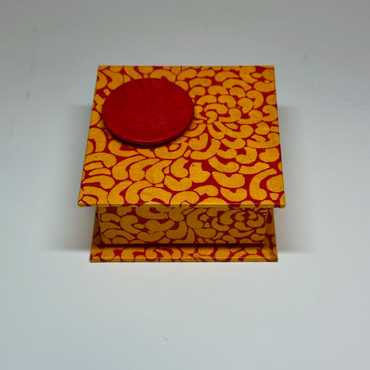 "ORANGE CHRYSANTHEMUM" MIXED MEDIA SCULPTURE BOX JS144