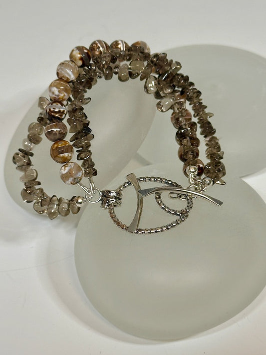 .925 TRIPLE SSTRAND WINK BRACELET WITH BROWN BANDED AGATE AND SMOKEY QUARTZ BR355