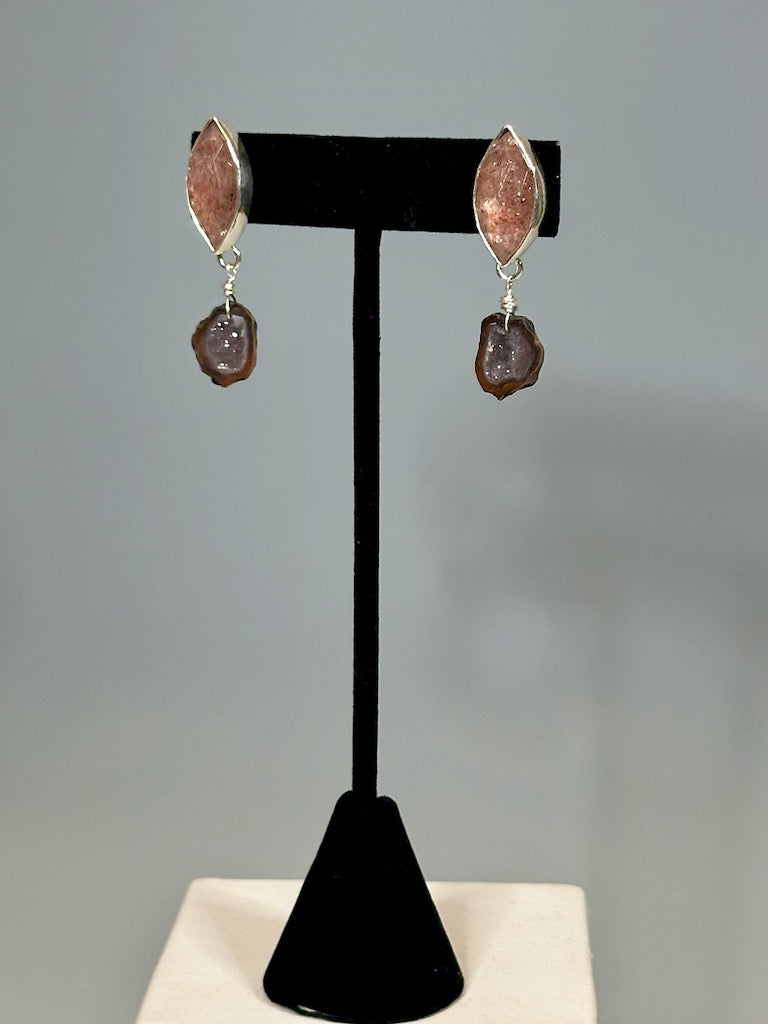 .925 STRAWBERRY QUARTZ POST EARRINGS BR363