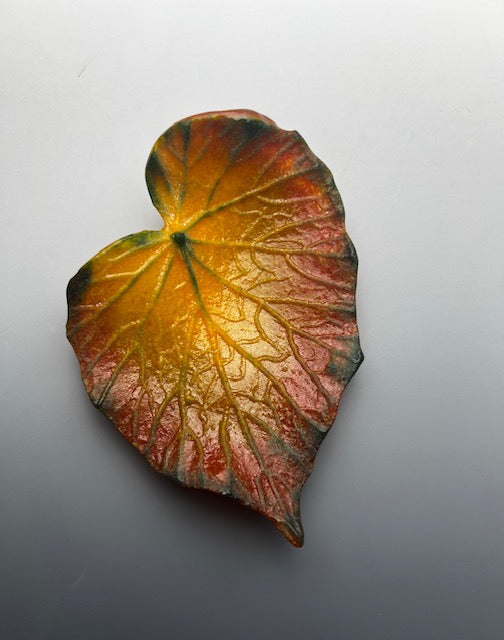 BEGONIA GLASS LEAF SCULPTURE - MINI DW29