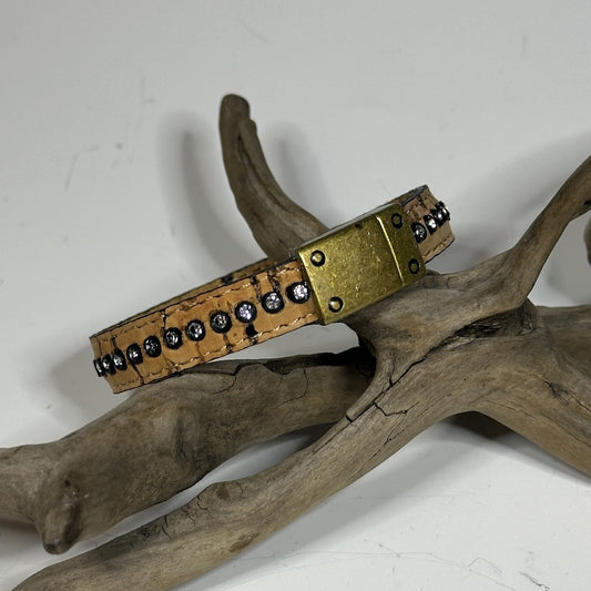 LIGHT TAN CORK AND RHINESTONE MAGNETIC CUFF LCB1004