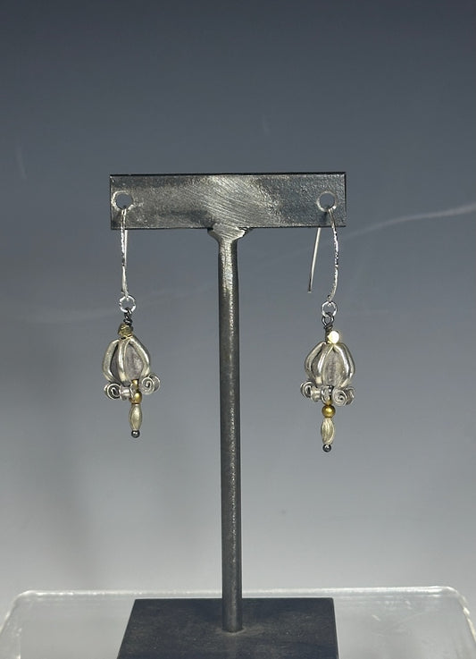 STERLING SILVER FLOWER DROP EARRINGS LCE1017