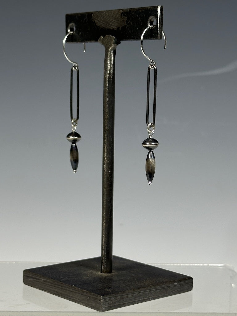 OXIDIZED STERLING SILVER PAPER CLIP DROP EARRINGS WITH STERLING SILVER WIRES LCE1026