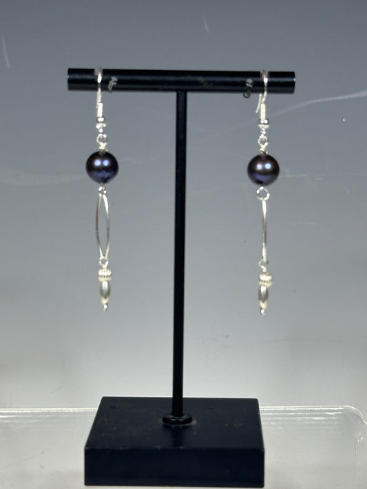 PURPLE FRESHWATER PEARL AND STERLING SILVER DROP EARRINGS LCE1063