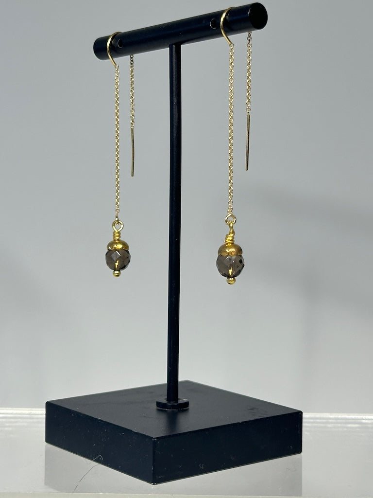 GOLD FILLED STERLING SILVER THREAD EARRINGS WITH SMOKEY TOPAZ LCE1072