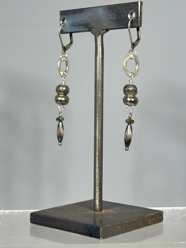 PYRITE AND STERLING SILVER DROP EARRINGS LCE2000