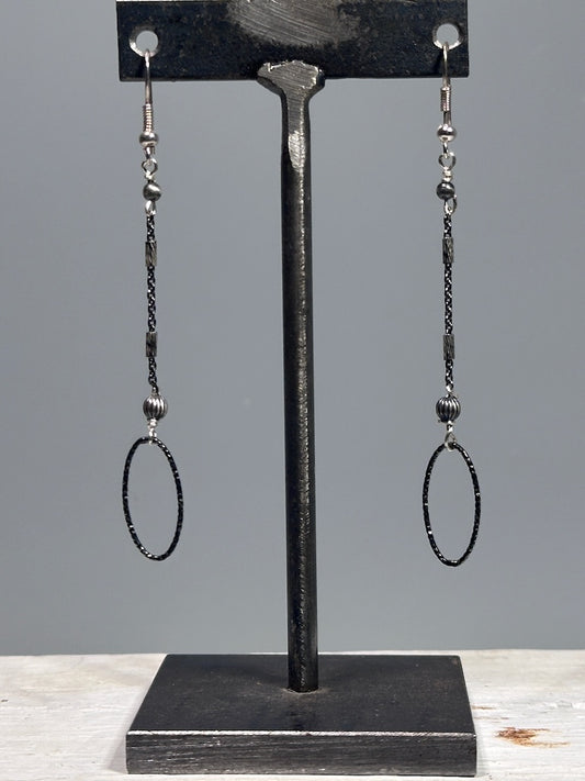 OXIDIZED STERLING SILVER CHAIN AND OVAL HOOP EARRINGS LCE2014