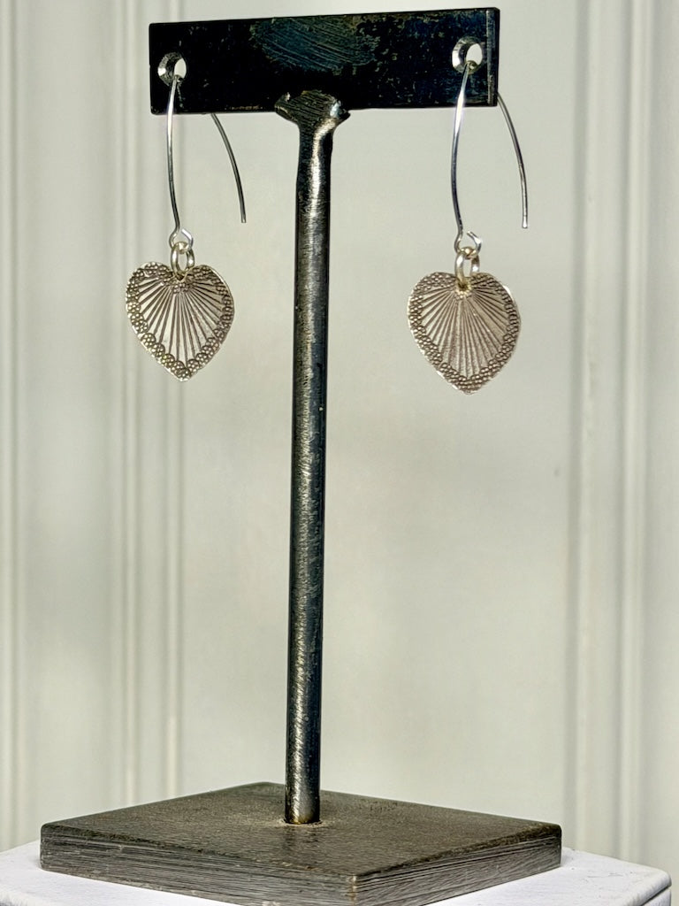 STERLING SILVER HEART LEAF DROP EARRINGS LCE2084