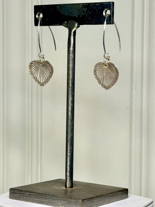 STERLING SILVER HEART LEAF DROP EARRINGS LCE2084