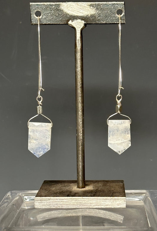 MOONSTONE AND SILVER  DROP EARRINGS LCE483