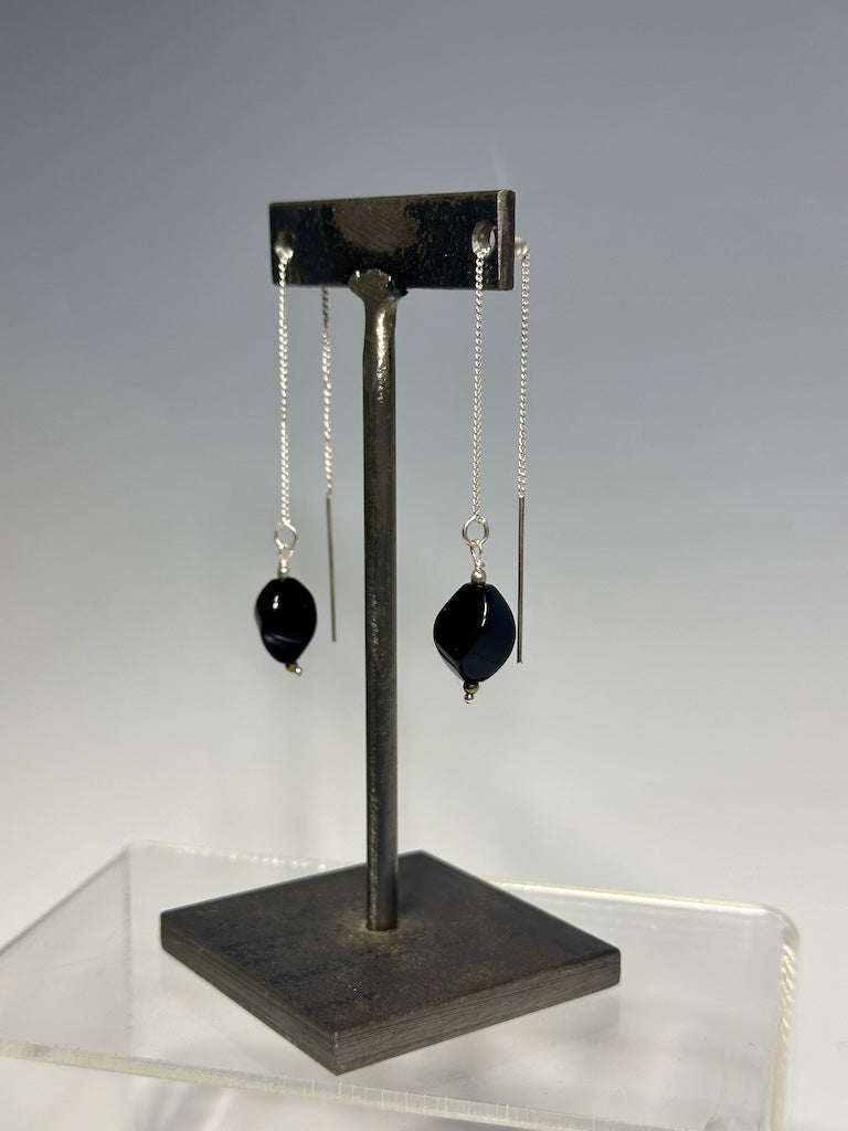 STERLING SILVER THREAD AND ONYX DROP EARRINGS LCE898