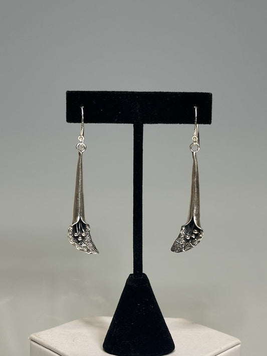 HIGH HILL TRIBE STERLING SILVER LONG BLOOM DROP EARRINGS WITH STERLING SILVER WIRES LCE974