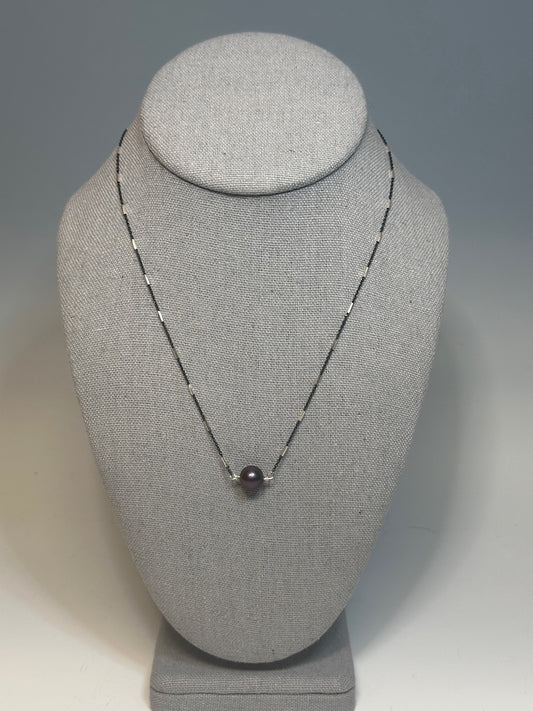 PURPLE PEARL SOLATAIRE AND OXIDIZED STERLING SILVER CHAIN NECKLACE LCN1022
