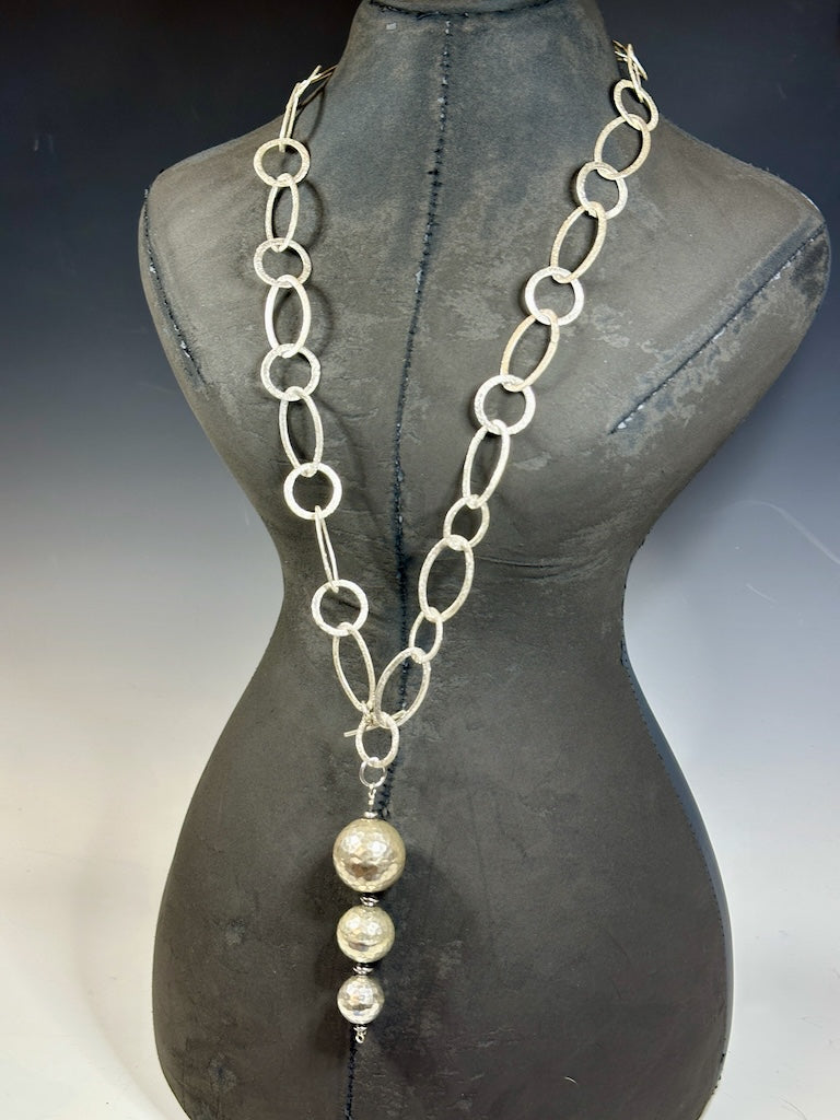 STERLING SILVER 3 DROP PENDANT WITH LARGE OPEN SILVER NECKLACE LCN1039