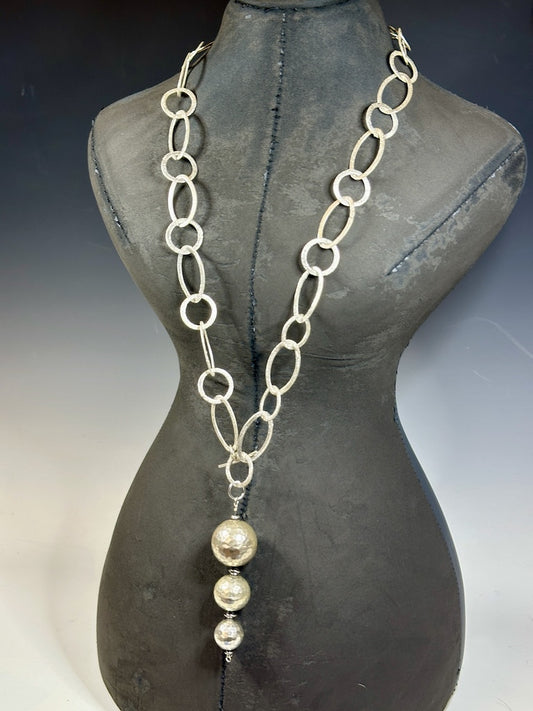 STERLING SILVER 3 DROP PENDANT WITH LARGE OPEN SILVER NECKLACE LCN1039