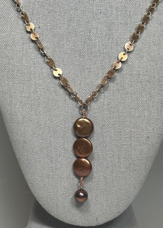 COPPER FRESHWATER PEARL PENDANT WITH COPPER DISC CHAIN LCN1046