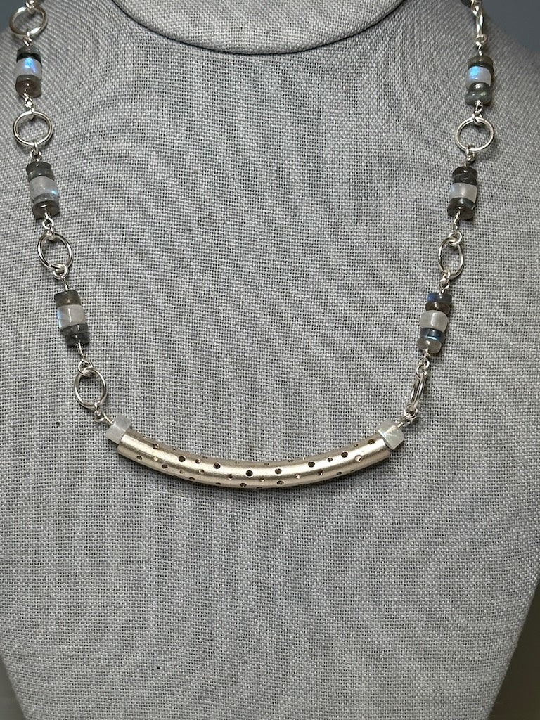 LABRADORITE AND MOONSTONE STERLING SILVER STATEMENT NECKLACE LCN1074