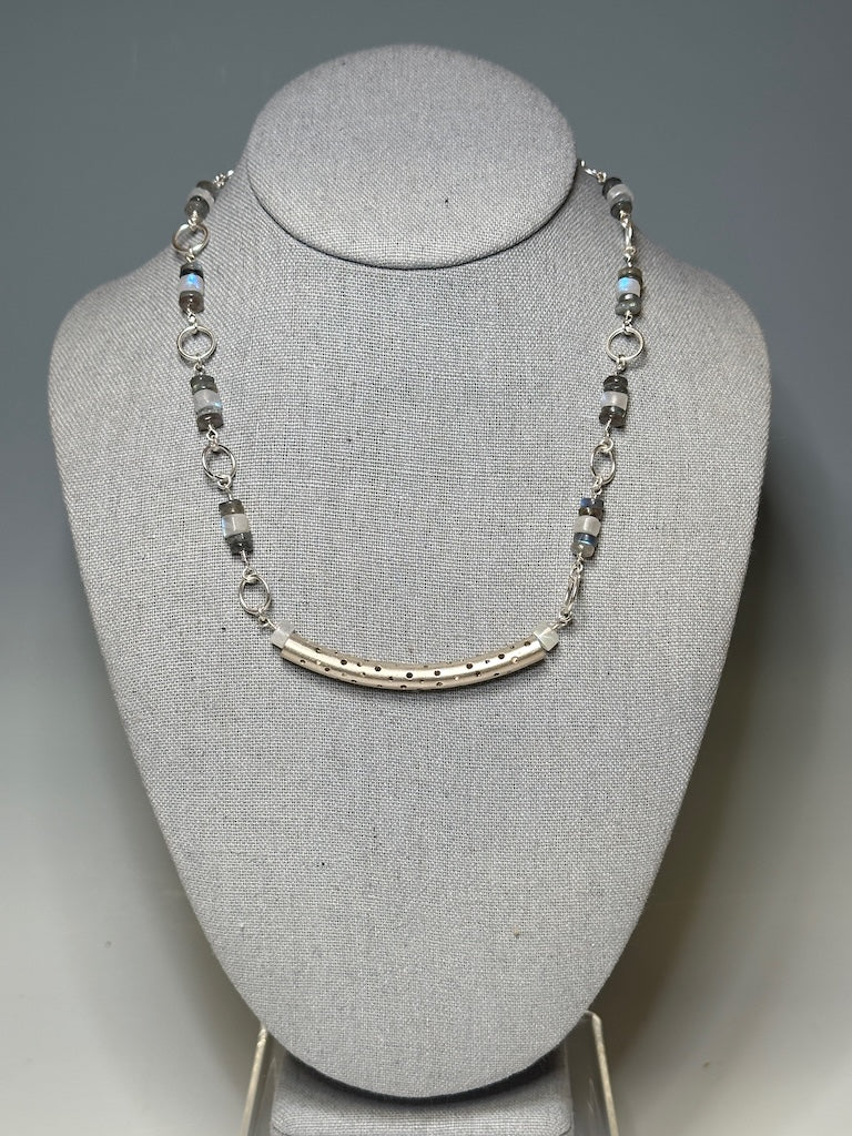 LABRADORITE AND MOONSTONE STERLING SILVER STATEMENT NECKLACE LCN1074