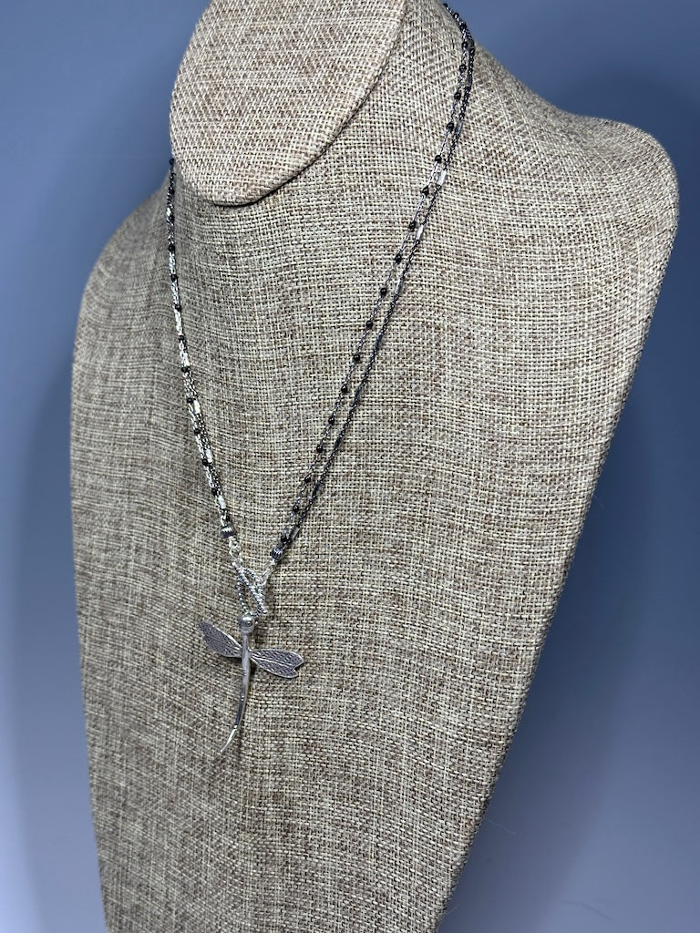 STERLING SILVER DRAGON FLY FRONT TOGGLE NECKLACE LCN1085