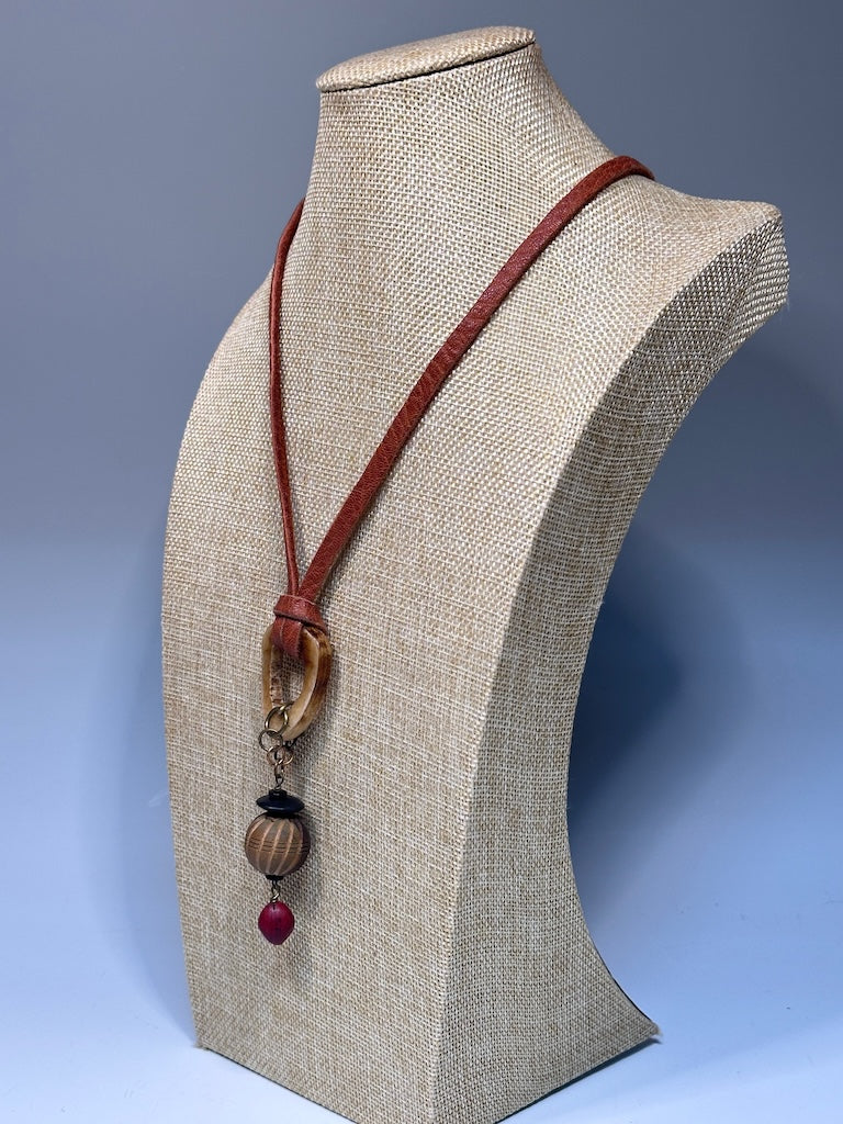 MIXED MEDIA CARVED WOOD, BONE AND LEATHER STATEMENT NECKLACE LCN2009