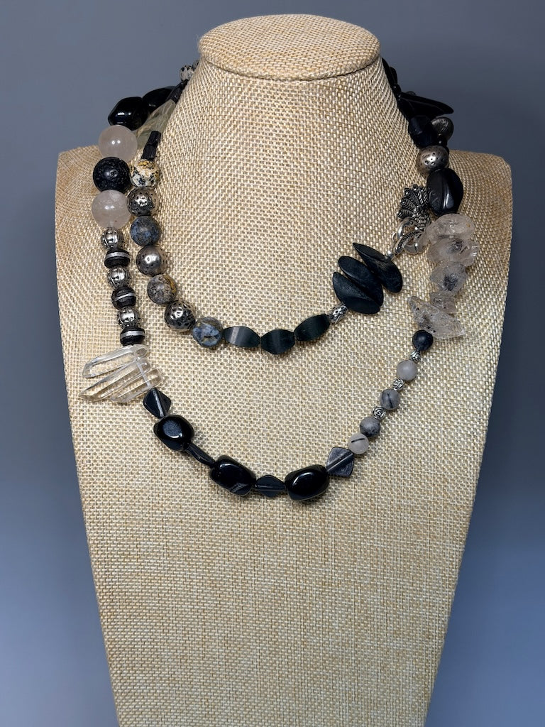 MULTI STONE DOUBLE WRAP STATEMENT NECKLACE LCN2030