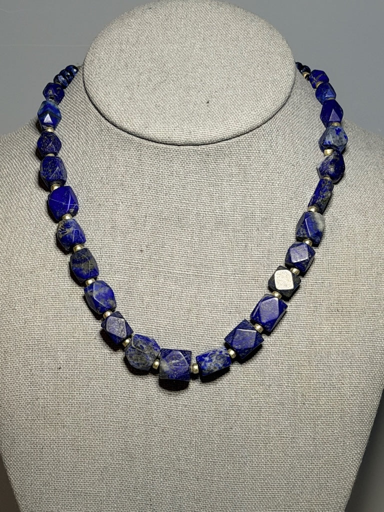 LAPIS AND SILVER STATEMENT NECKLACE LCN2035