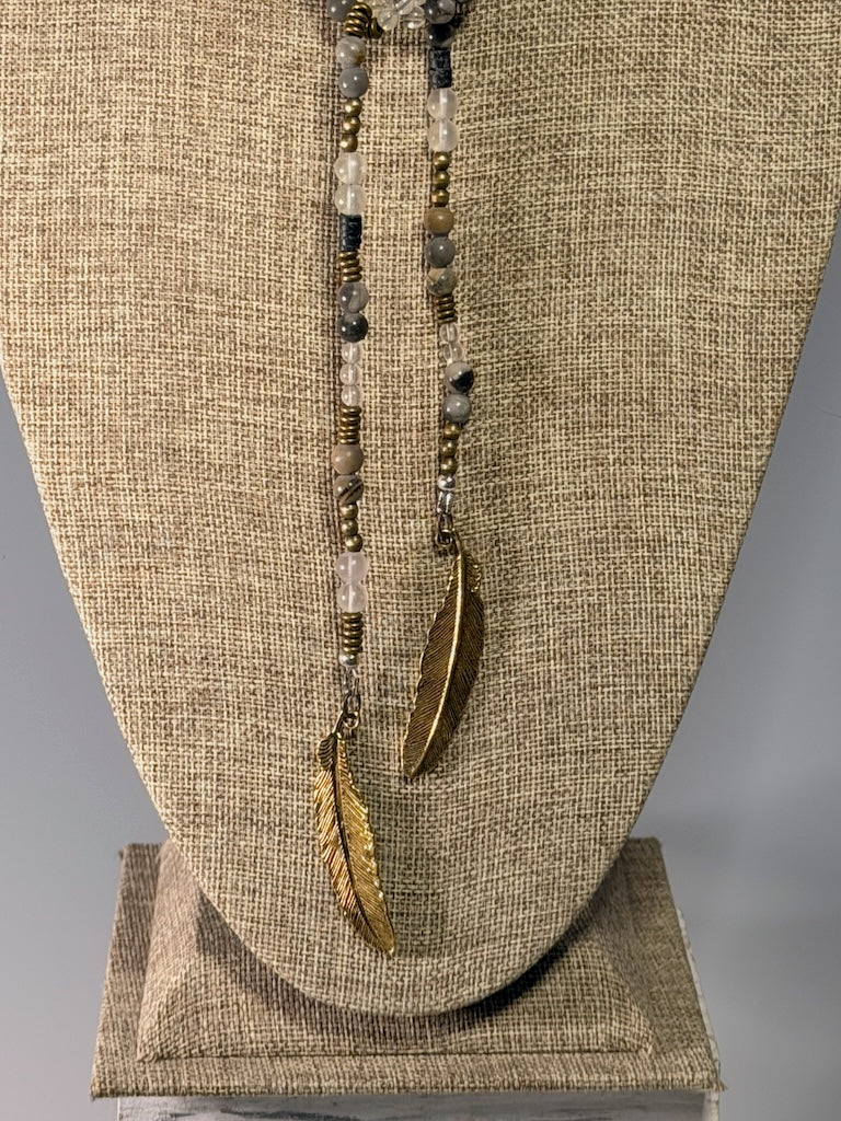 PICASSO MARBLE, CRYSTAL AND METAL LARIAT WITH BRASS FEATHER CHARMS LCN2050